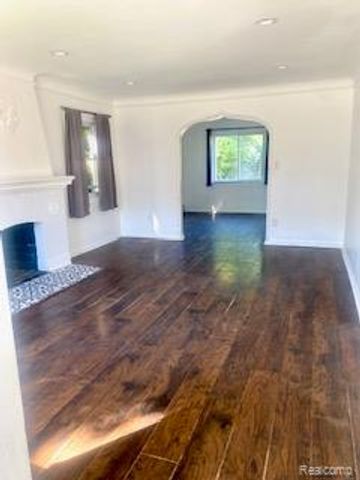 5545 Bedford, Detroit, MI 48224