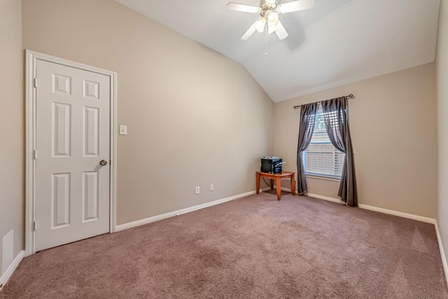 3214 Waters Edge Drive, Manvel, TX 77578
