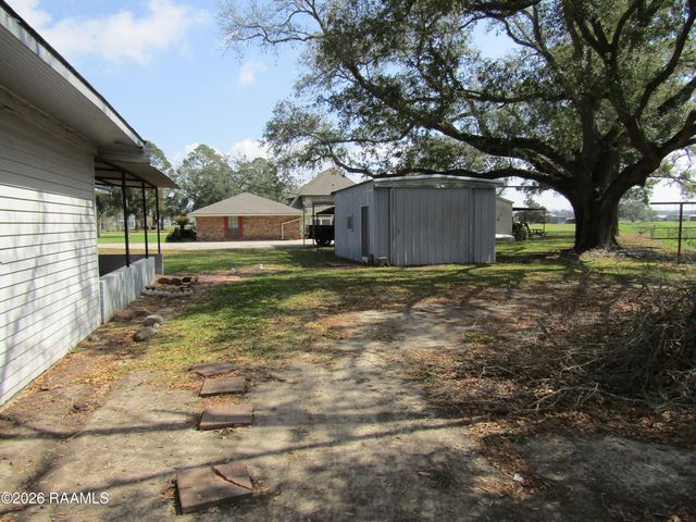 1182 Guidry Road, Breaux Bridge, LA 70517