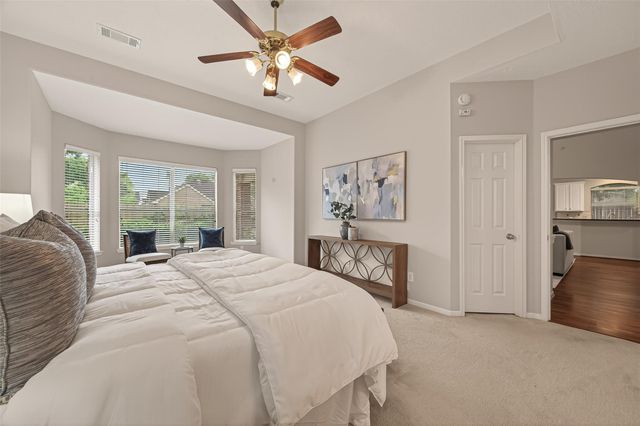 6506 E Bending Oaks Lane, Pearland, TX 77584
