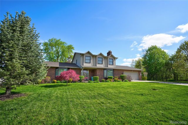 6338 Covered Wagons Trail, Flint Charter Township, MI 48532