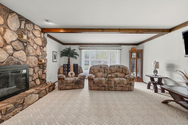 6338 Covered Wagons Trail, Flint Charter Township, MI 48532