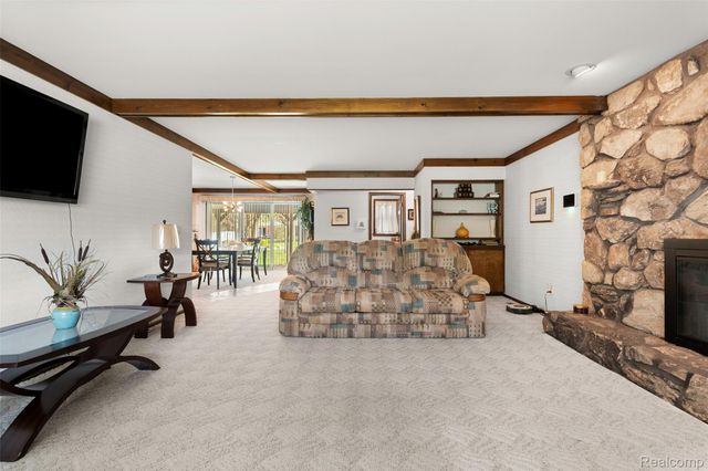 6338 Covered Wagons Trail, Flint Charter Township, MI 48532