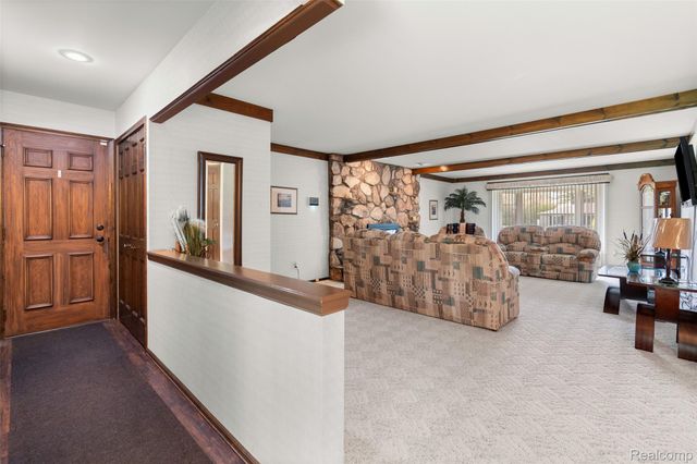 6338 Covered Wagons Trail, Flint Charter Township, MI 48532