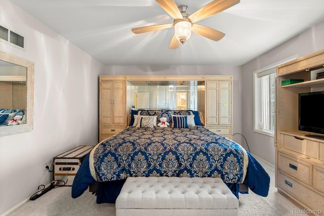 6338 Covered Wagons Trail, Flint Charter Township, MI 48532
