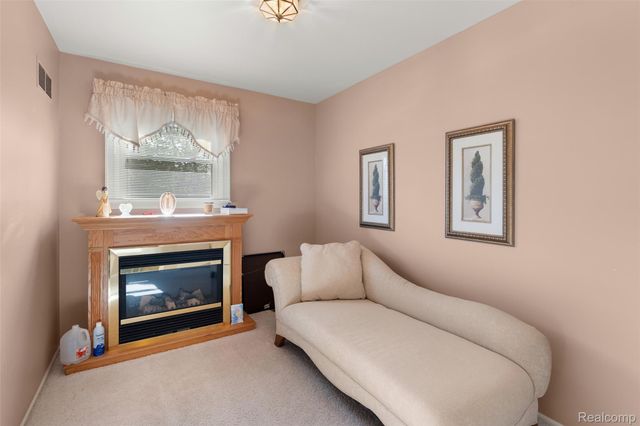 6338 Covered Wagons Trail, Flint Charter Township, MI 48532