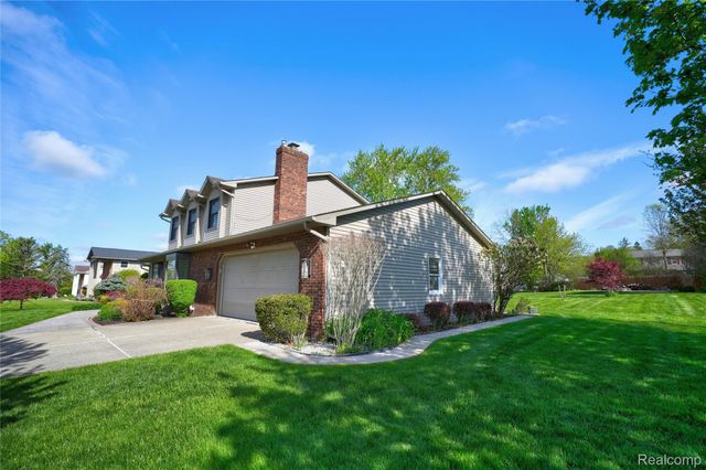 6338 Covered Wagons Trail, Flint Charter Township, MI 48532