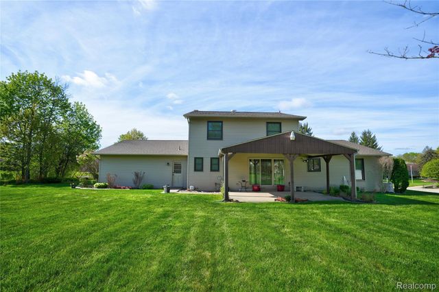 6338 Covered Wagons Trail, Flint Charter Township, MI 48532