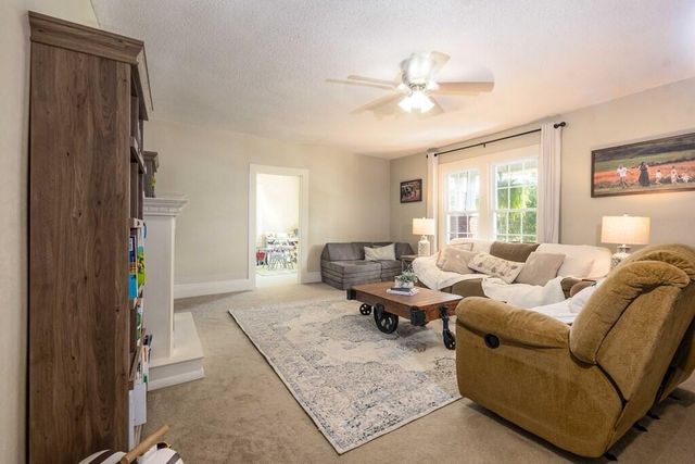 195 Isabella Avenue, Copperhill, TN 37317