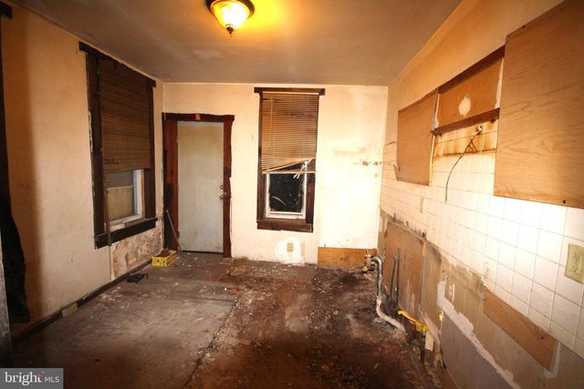 835 N HUTTON ST, Philadelphia, PA 19104