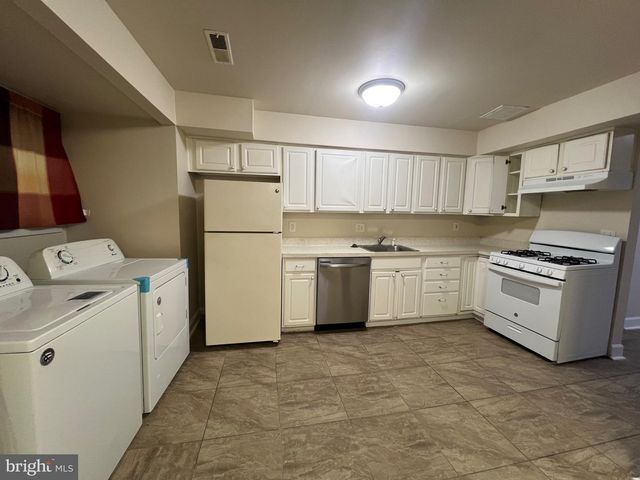 2621 HALLAM CT, Windsor Mill, MD 21244