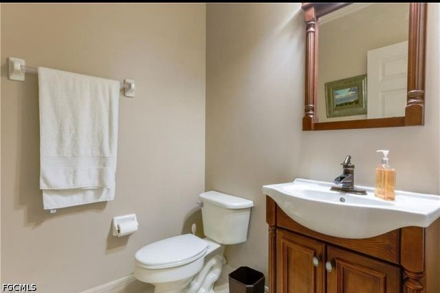 3573 Malagrotta CIR, Cape Coral, FL 33909