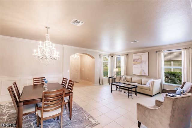 3573 Malagrotta CIR, Cape Coral, FL 33909