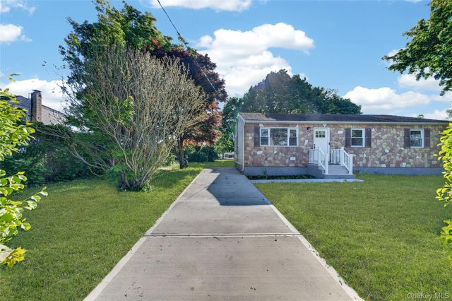 118 S 31st Street, Wyandanch, NY 11798