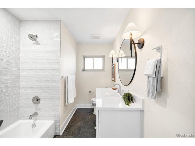 35 S Cody St, Lakewood, CO 80226