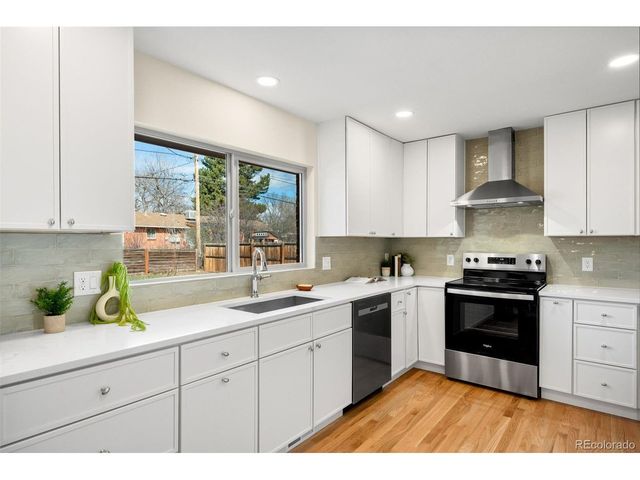 35 S Cody St, Lakewood, CO 80226