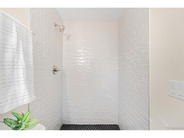 35 S Cody St, Lakewood, CO 80226