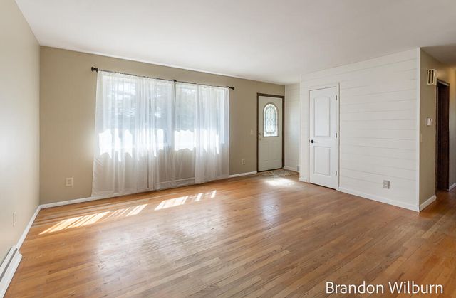 3565 Blackmer Road, Ravenna, MI 49451