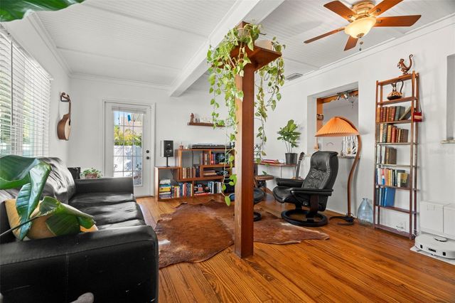 6343 1ST AVENUE N, St Petersburg, FL 33710