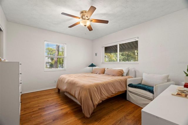 6343 1ST AVENUE N, St Petersburg, FL 33710