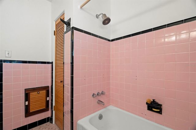 6343 1ST AVENUE N, St Petersburg, FL 33710