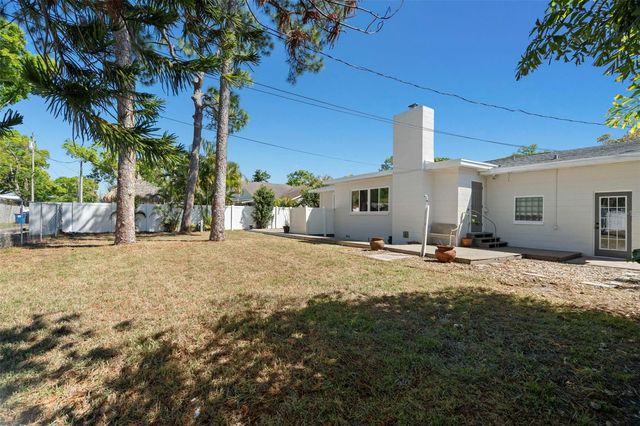 6343 1ST AVENUE N, St Petersburg, FL 33710