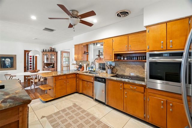 6343 1ST AVENUE N, St Petersburg, FL 33710