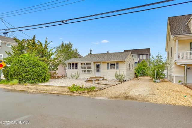 224 Eisenhower Avenue, Ortley Beach, NJ 08751