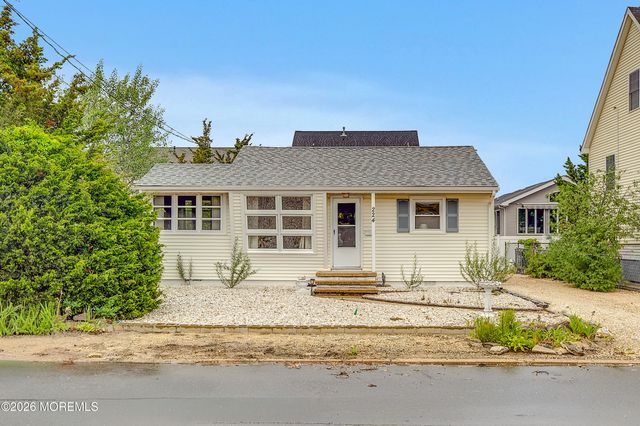 224 Eisenhower Avenue, Ortley Beach, NJ 08751
