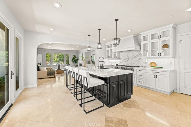 28 Blue Summit, Irvine, CA 92603