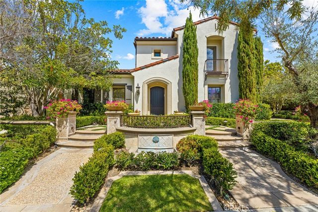 28 Blue Summit, Irvine, CA 92603
