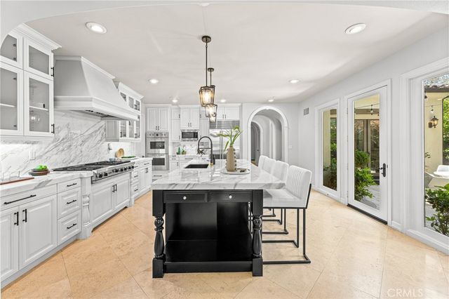 28 Blue Summit, Irvine, CA 92603