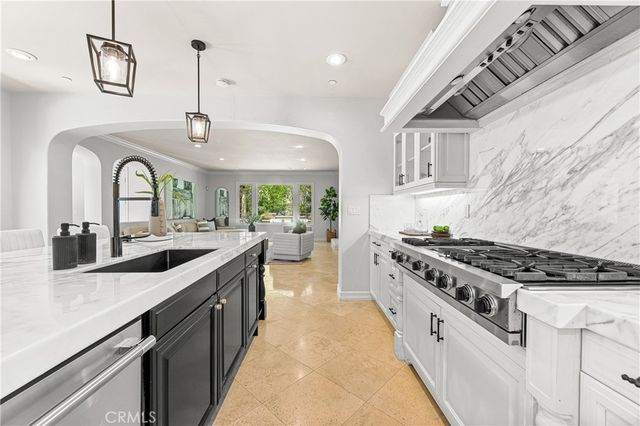 28 Blue Summit, Irvine, CA 92603
