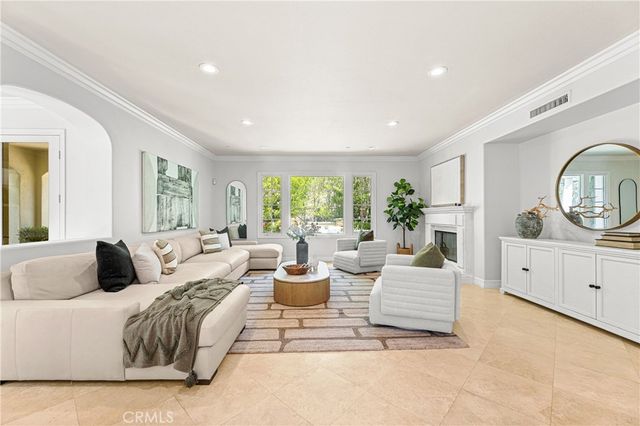 28 Blue Summit, Irvine, CA 92603
