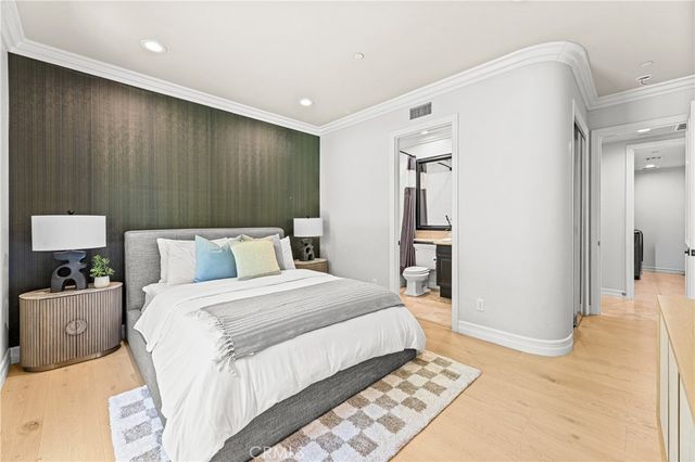 28 Blue Summit, Irvine, CA 92603