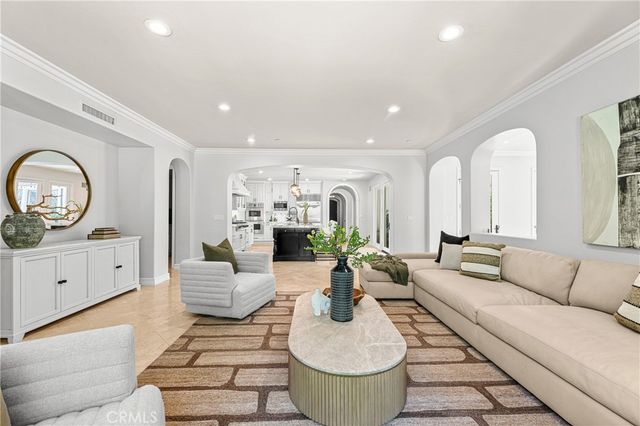 28 Blue Summit, Irvine, CA 92603