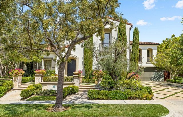 28 Blue Summit, Irvine, CA 92603