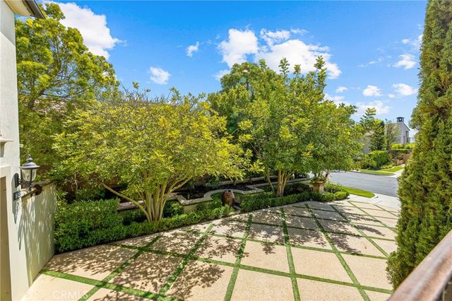 28 Blue Summit, Irvine, CA 92603