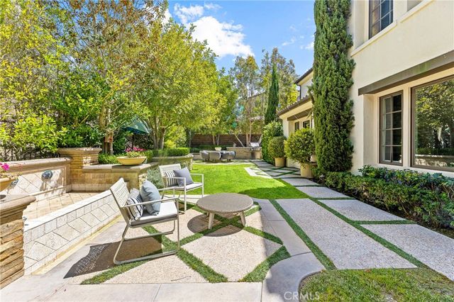 28 Blue Summit, Irvine, CA 92603