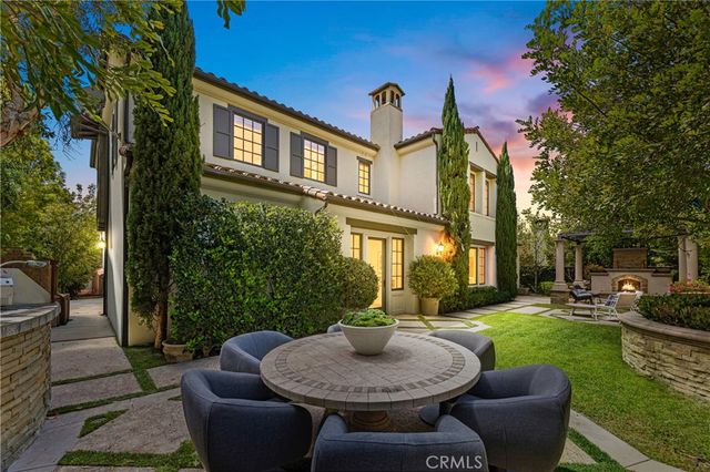 28 Blue Summit, Irvine, CA 92603
