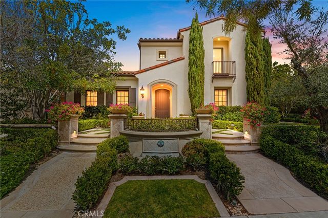 28 Blue Summit, Irvine, CA 92603