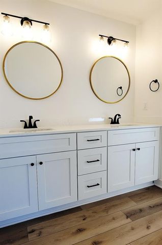 704 Mahogany Court, Warrensburg, MO 64093