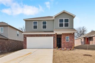 3220 Red Tail Way, Farmington, AR 72730