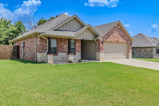 409 Mesa Drive, Lone Oak, TX 75453