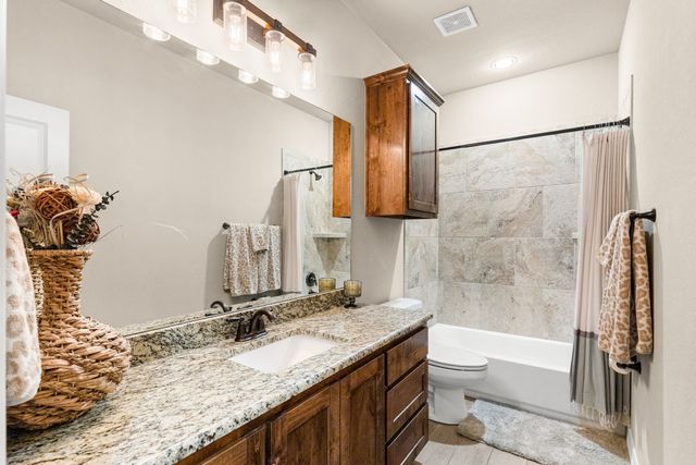 409 Mesa Drive, Lone Oak, TX 75453