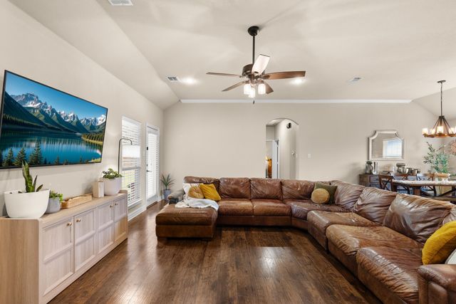 409 Mesa Drive, Lone Oak, TX 75453