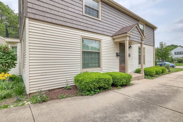 833 Robertson STREET, Wauwatosa, WI 53213