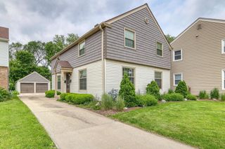 833 Robertson STREET, Wauwatosa, WI 53213