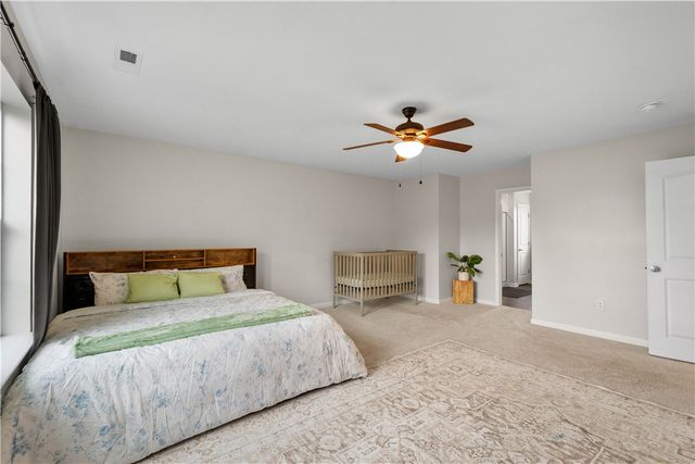 829 Frickwood Dr, South Park, PA 15129