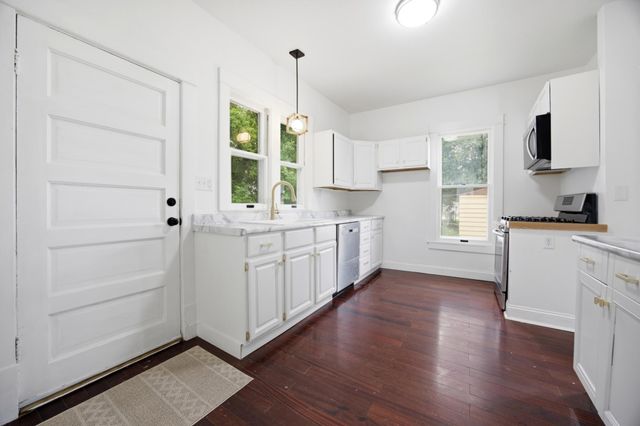 612 Elm Street S, Moorhead, MN 56560